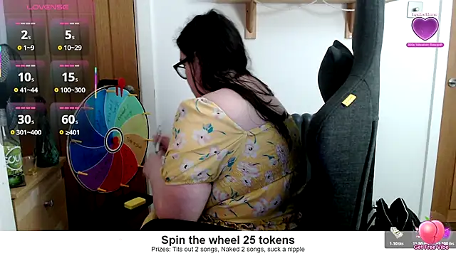 Rebecca Summer online show from 18, 5, 2026