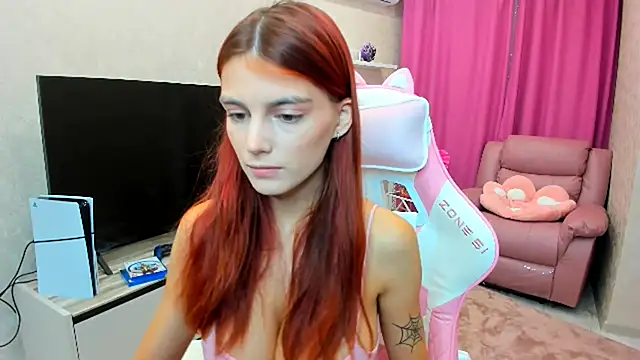 RedLipse online show from 12, 9, 2025