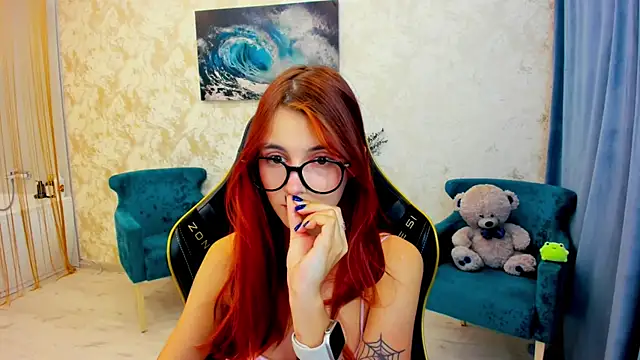 Snapshot of RedLipse chatting on 23, 6, 2026 RedLipse online show from 23, 6, 2026