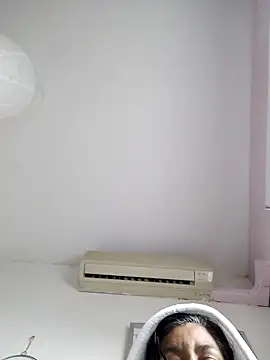 Molly newman6 online show from 14, 3, 2025