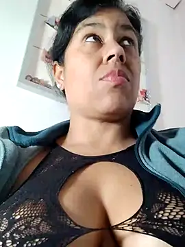 Molly newman6 online show from 16, 3, 2025