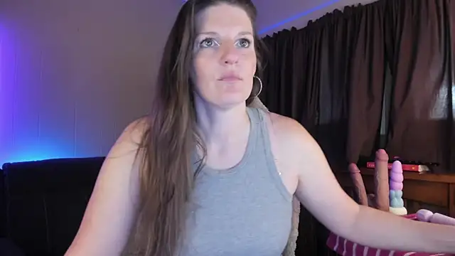 Kelly Carolina online show from 12, 10, 2025