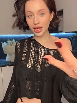 Snapshot of Camilla_Railian chatting on 4, 1, 2025 Camilla Railian online show from 4, 1, 2025