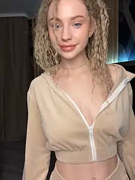 Snapshot of Camilla_Railian chatting on 30, 1, 2025 Camilla Railian online show from 30, 1, 2025