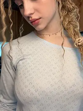 Snapshot of Camilla_Railian chatting on 6, 2, 2025 Camilla Railian online show from 6, 2, 2025