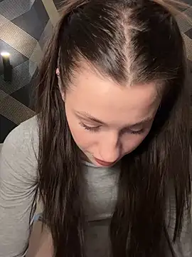 Snapshot of Camilla_Railian chatting on 17, 3, 2025 Camilla Railian online show from 17, 3, 2025