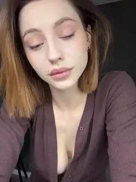 Snapshot of Camilla_Railian chatting on 12, 10, 2025 Camilla Railian online show from 12, 10, 2025