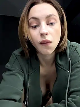 Snapshot of Camilla_Railian chatting on 2, 11, 2025 Camilla Railian online show from 2, 11, 2025