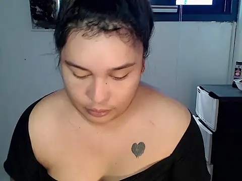 Hardcore Tgirl online show from 27, 5, 2026