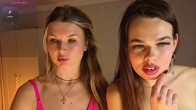 AngelMiaM online show from 5, 5, 2026