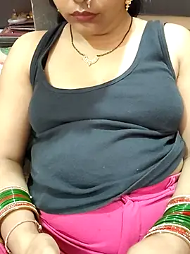 Snapshot of Diya_143 chatting on 14, 7, 2026 Diya 143 online show from 14, 7, 2026