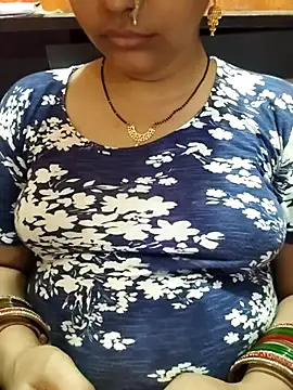 Snapshot of Diya_143 chatting on 15, 7, 2026 Diya 143 online show from 15, 7, 2026