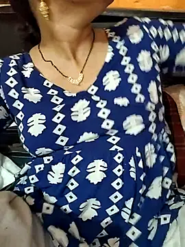 Snapshot of Diya_143 chatting on 19, 7, 2026 Diya 143 online show from 19, 7, 2026