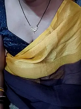 Snapshot of Diya_143 chatting on 21, 7, 2026 Diya 143 online show from 21, 7, 2026