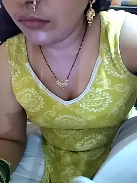 Snapshot of Diya_143 chatting on 1, 8, 2026 Diya 143 online show from 1, 8, 2026