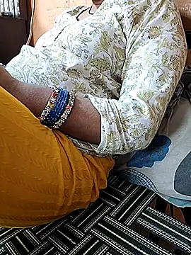 Snapshot of Diya_143 chatting on 5, 8, 2026 Diya 143 online show from 5, 8, 2026