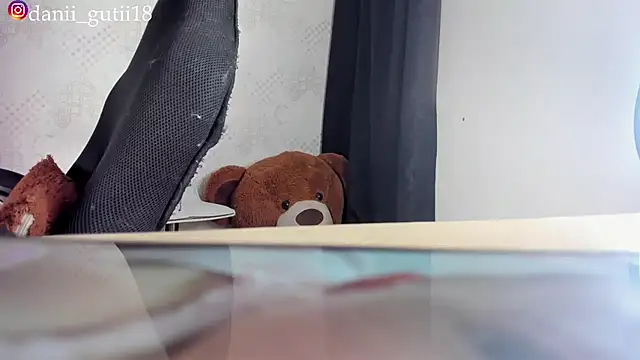 Snapshot of dani_rosee chatting on 5, 11, 2025 dani rosee online show from 5, 11, 2025