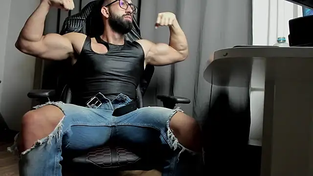 liamaesthetic online show from 5, 12, 2024