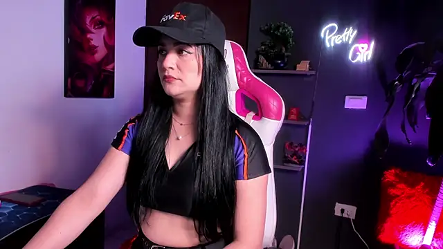 Emilyjhonson 01 online show from 22, 10, 2025