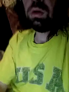 Snapshot of ShadowyTube chatting on 4, 10, 2025 ShadowyTube online show from 4, 10, 2025