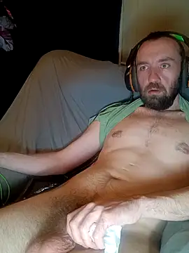 Snapshot of ShadowyTube chatting on 23, 10, 2025 ShadowyTube online show from 23, 10, 2025