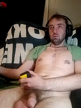 Snapshot of ShadowyTube chatting on 28, 3, 2026 ShadowyTube online show from 28, 3, 2026