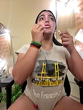 HotstuffCherrySummer online show from 18, 9, 2025