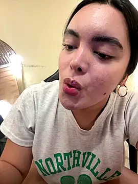 HotstuffCherrySummer online show from 28, 10, 2025