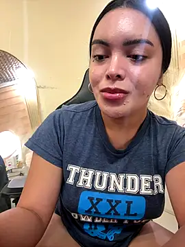 HotstuffCherrySummer online show from 13, 11, 2025