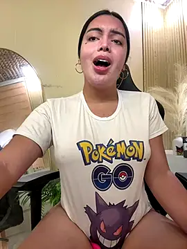 HotstuffCherrySummer online show from 15, 11, 2025