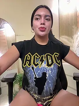 HotstuffCherrySummer online show from 16, 11, 2025