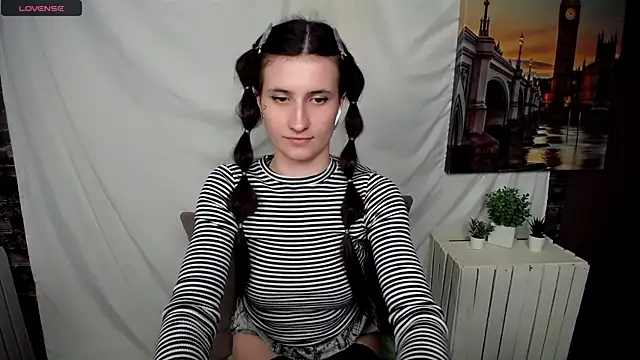 MaryEm976 online show from 16, 3, 2025