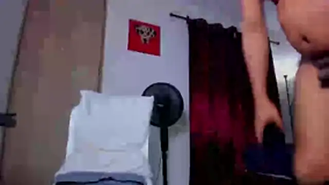 Cloudy pigDude online show from 12, 7, 2026