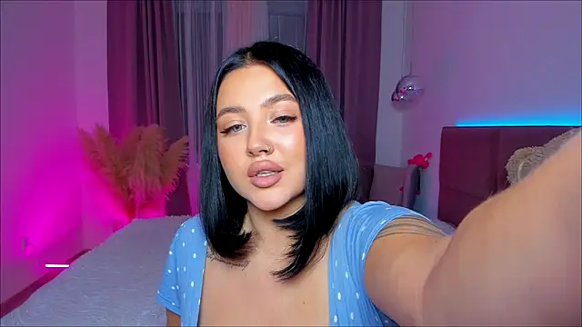 KylieLips online show from 29, 9, 2025