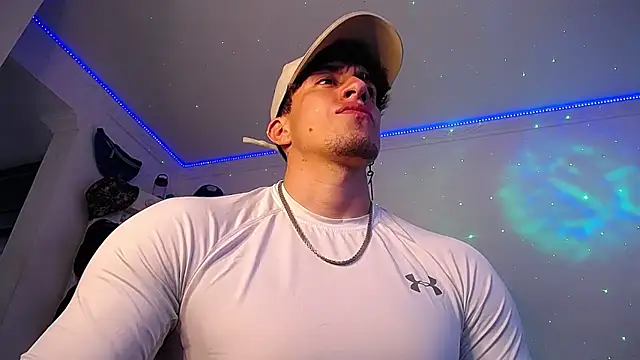 strongboy  online show from 25, 11, 2025