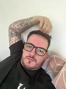 Tattooedman2 online show from 19, 3, 2026