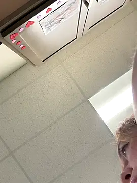 cinnatitties online show from 10, 9, 2025