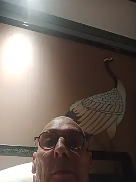 Snapshot of pierre5004 chatting on 10, 2, 2026 pierre5004 online show from 10, 2, 2026