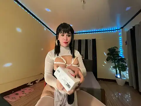 SluttyselfsuckTS online show from 6, 5, 2026