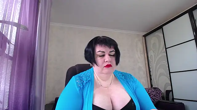 JuicyLady Di online show from 15, 4, 2026
