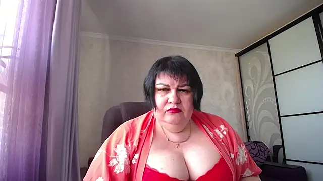 JuicyLady Di online show from 7, 5, 2026