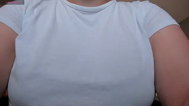 Snapshot of MartinnaBonnet chatting on 26, 2, 2025 MartinnaBonnet online show from 26, 2, 2025