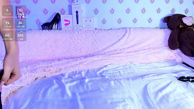 Briana Lovs online show from 30, 4, 2026
