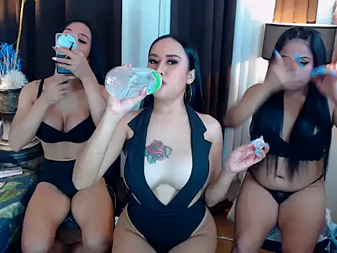 2sexyfuckingtrans online show from 22, 12, 2024