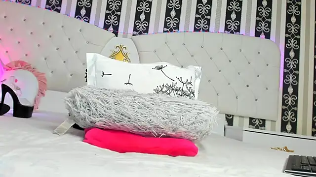 Aidasina online show from 10, 3, 2025