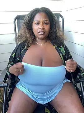 BigFineSelena online show from 8, 5, 2026