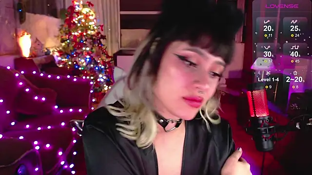 Aquamarinebubble online show from 29, 12, 2024