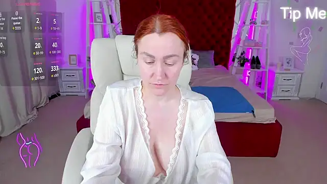Snapshot of Kamilla_Hot chatting on 5, 7, 2026 Kamilla Hot online show from 5, 7, 2026