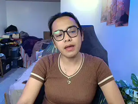 Snapshot of Your_PrettyGirlxxx chatting on 10, 5, 2026 Your PrettyGirlxxx online show from 10, 5, 2026