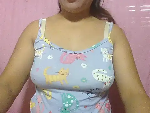 HungryPussypinayX online show from 25, 5, 2026